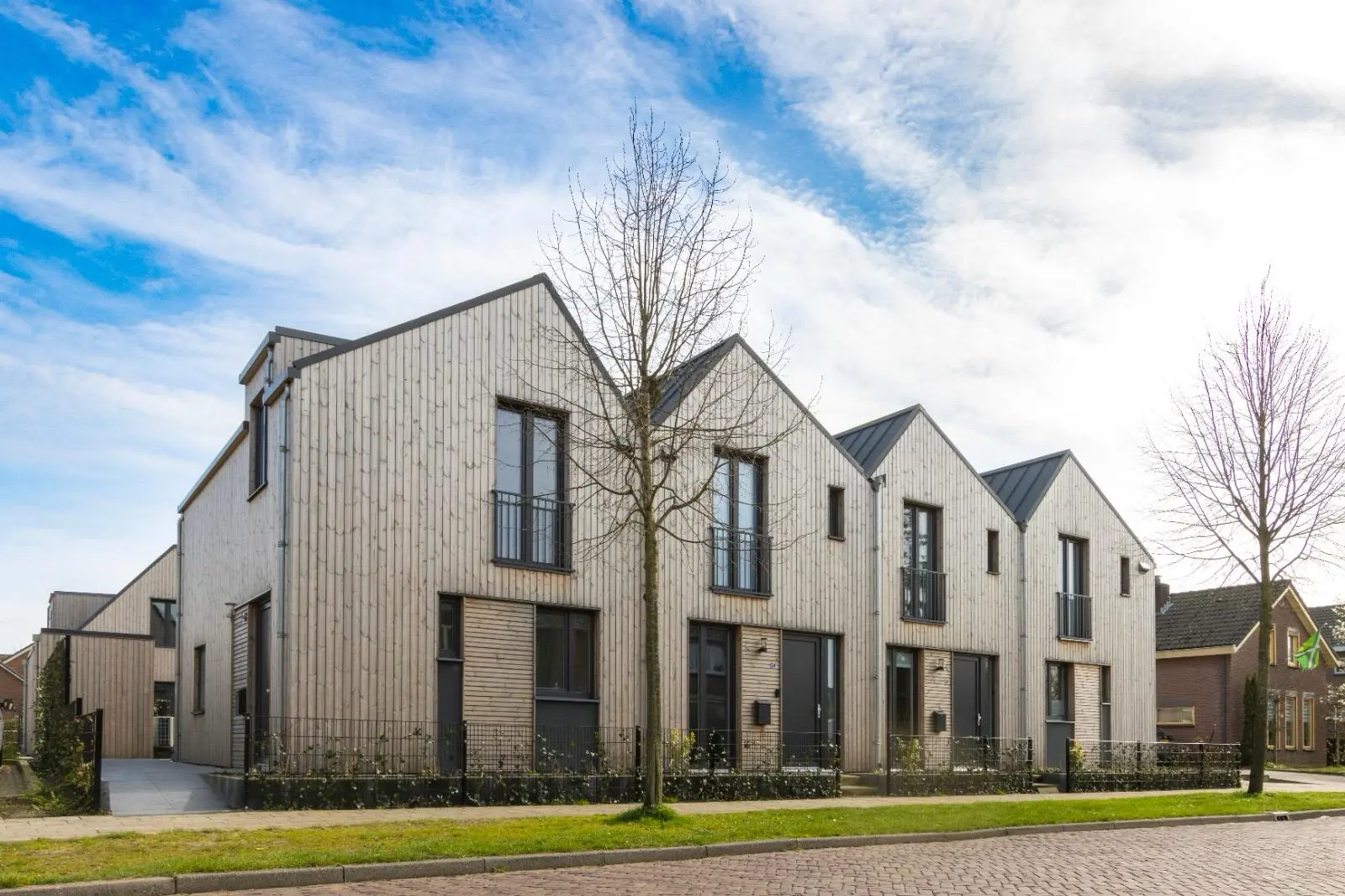 Hollandia — image 1